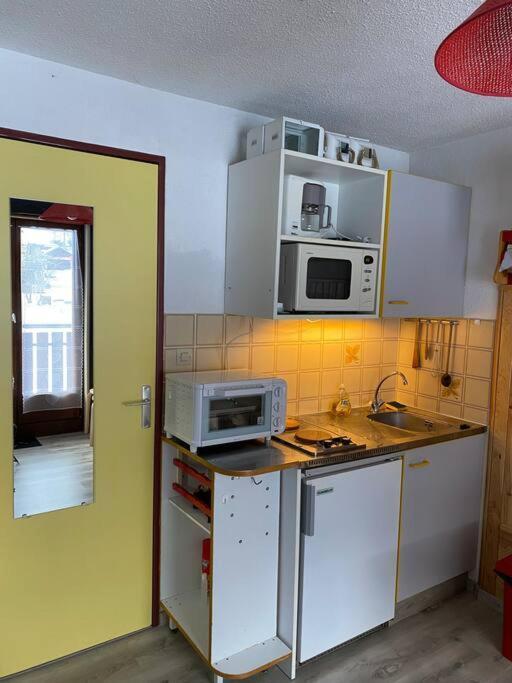 Charmant Appartement Au Pied Des Pistes De Lelex Lélex Exterior foto