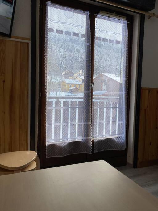 Charmant Appartement Au Pied Des Pistes De Lelex Lélex Exterior foto